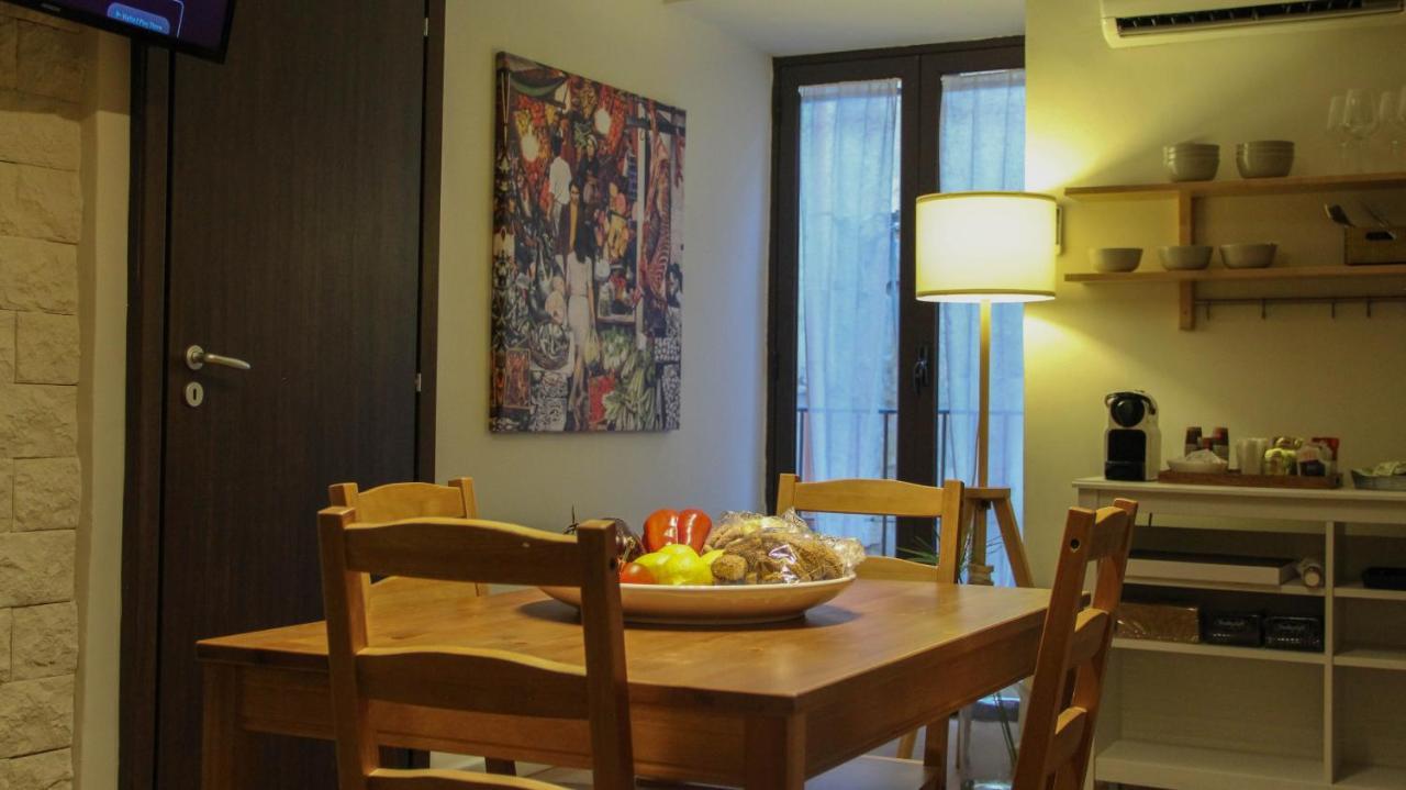Casa Carolino Apartment ปาแลร์โม ภายนอก รูปภาพ