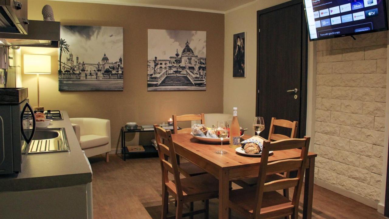 Casa Carolino Apartment ปาแลร์โม ภายนอก รูปภาพ