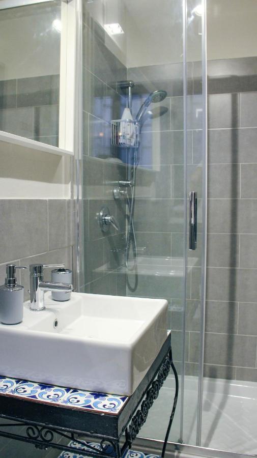 Casa Carolino Apartment ปาแลร์โม ภายนอก รูปภาพ