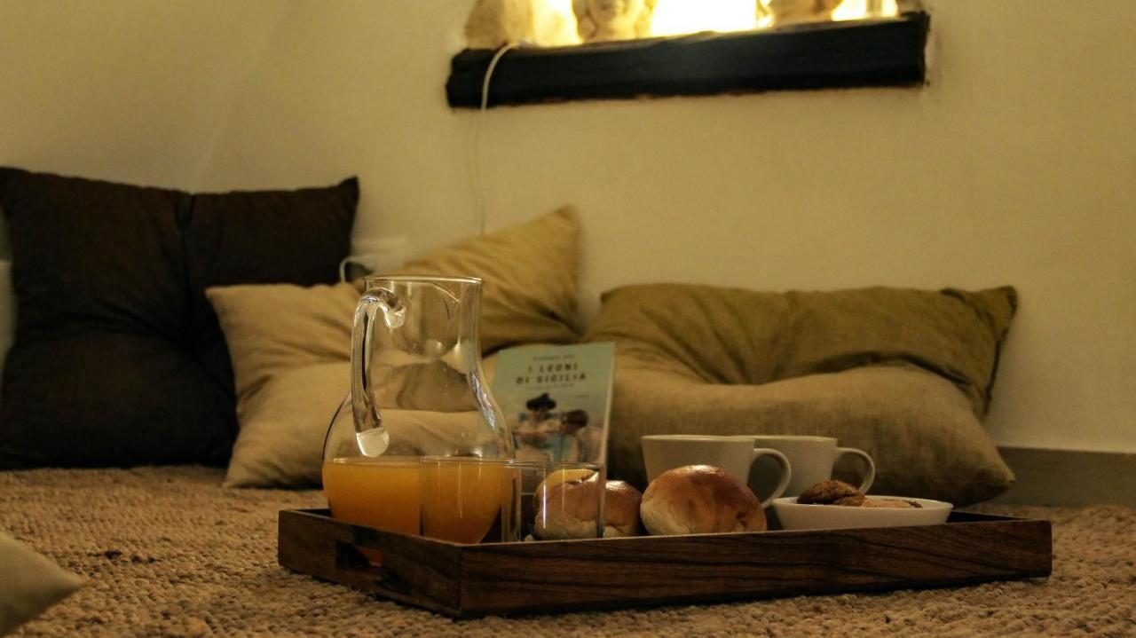 Casa Carolino Apartment ปาแลร์โม ภายนอก รูปภาพ