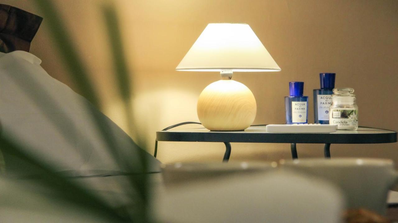 Casa Carolino Apartment ปาแลร์โม ภายนอก รูปภาพ